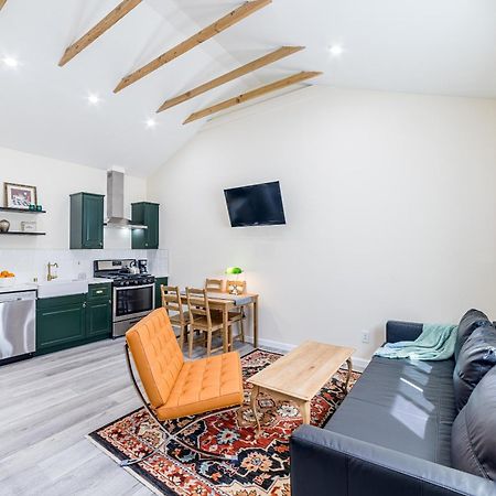 Private Stylish Studio, Near Csun, Fast Wi-Fi Лос-Анджелес Экстерьер фото